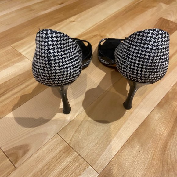 Manolo Blahnik D'orsay pumps, houndstooth with black patent leather size 39 - Picture 3 of 5
